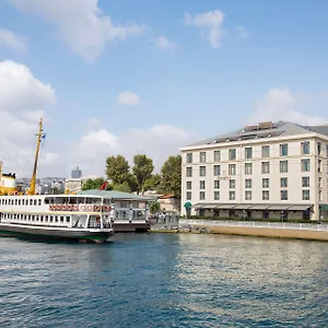 shangri-la-bosphorus-istanbul.istanbul-turkeyhotels.com/