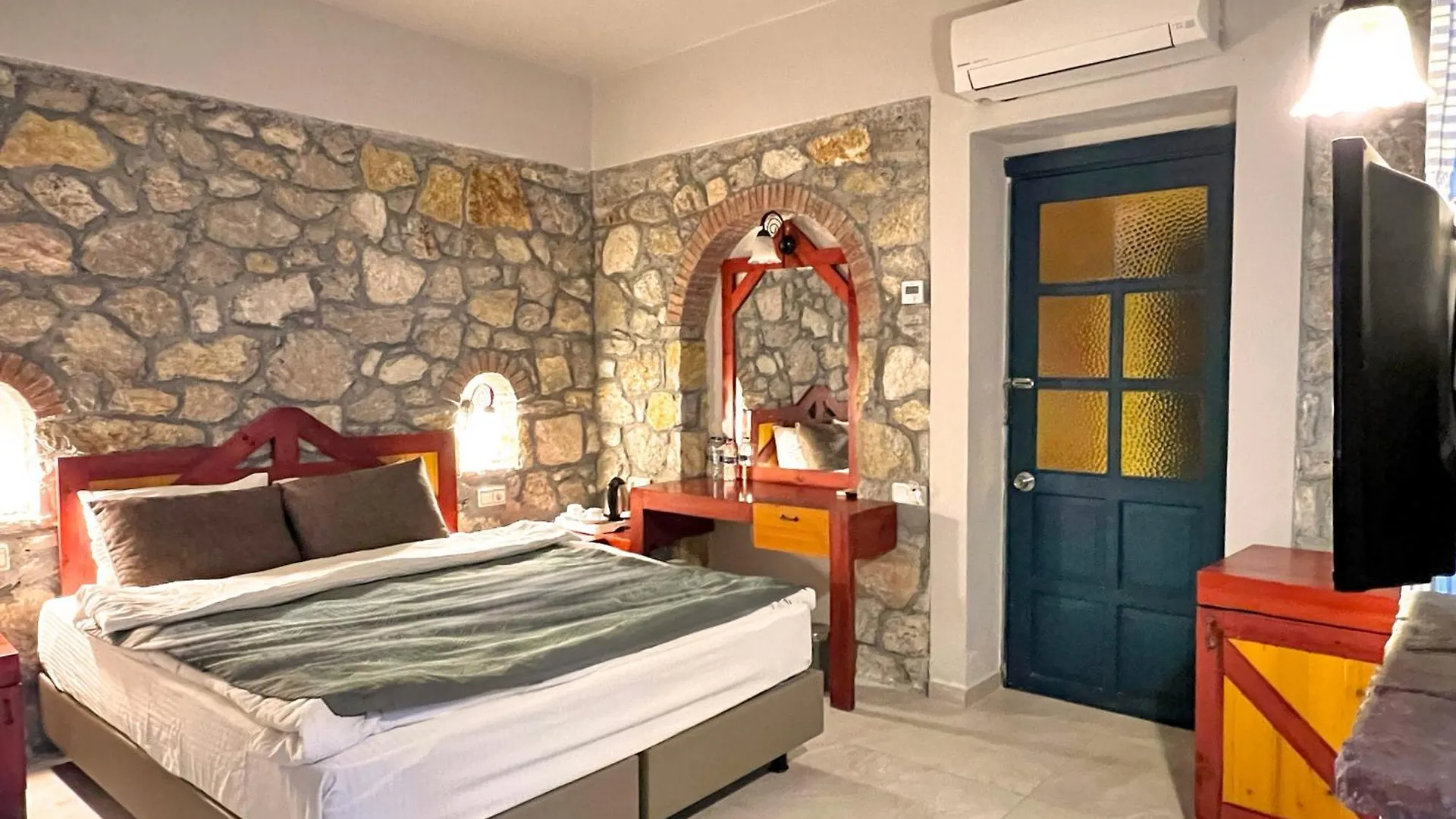Symbola Oludeniz Beach Hotel 3*,